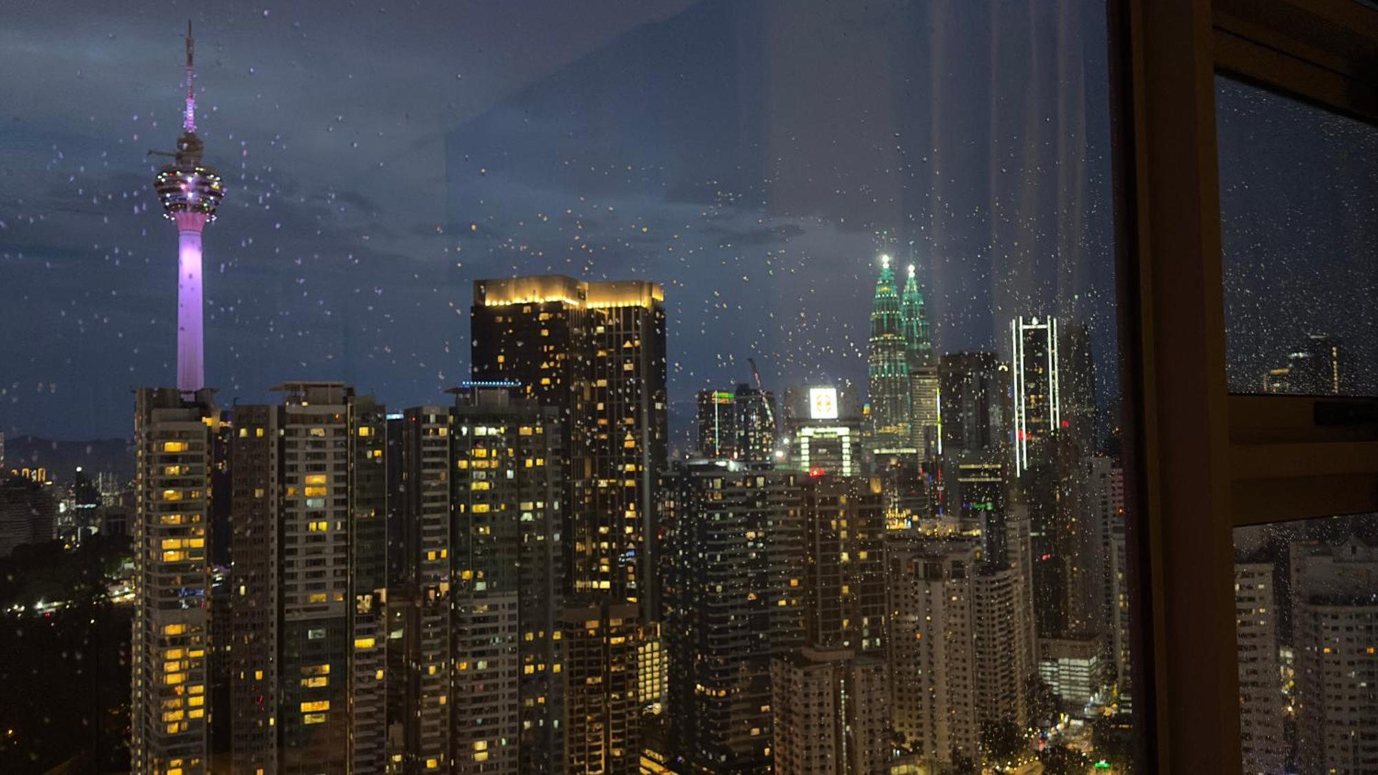 Balcony Cityscape Iii The Robertson 41f Kuala Lumpur