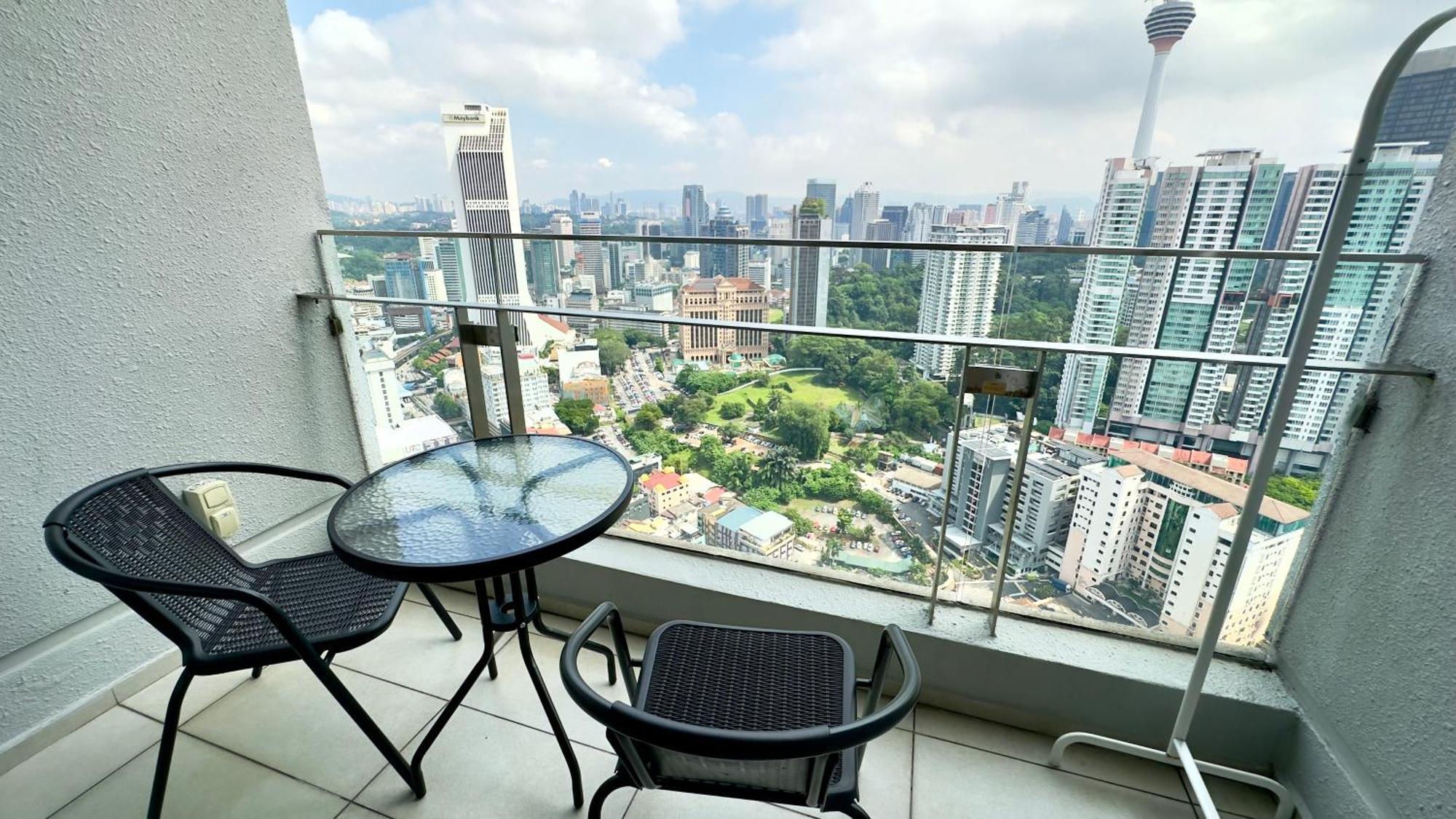 Pangsapuri Balcony Cityscape Iii The Robertson 41f *